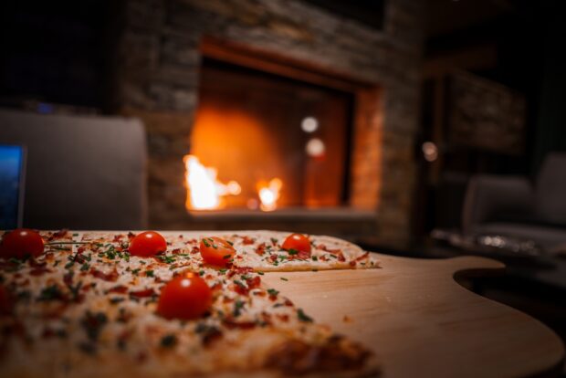 From Freezers to Firepits: Giovanni’s Frozen Pizza Makes Resort Dining Simple